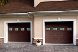 Garage doors: main features and advantages (24 photos)