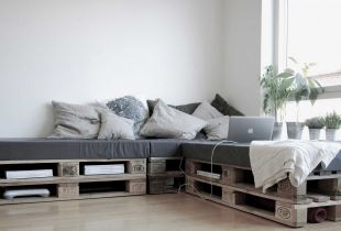 Do-it-yourself sofa dari palet (pallet) (21 photos)