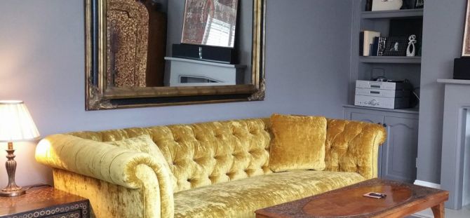 Yellow sofa in the interior - sunny atmosphere in the house (29 photos)