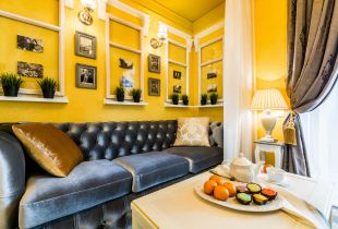 Ruang tamu kuning (50 gambar): kombinasi yang indah dengan warna lain di pedalaman