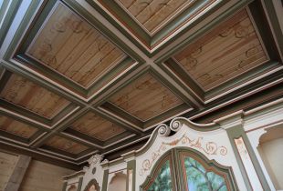 Caisson ceiling: types and methods of installation (30 photos)