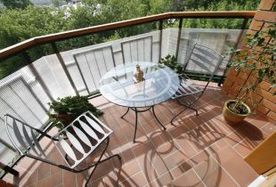 Tiles on the balcony: the main differences and advantages (21 photos)