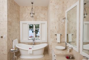 Decoupage in the bathroom (16 photos): beautiful design options