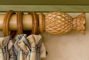 Interessante Gardinenstangen: moderne Modelle (31 Fotos)