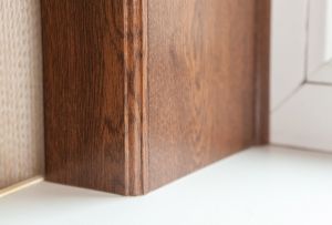 Laminate door and window slopes (24 photos)