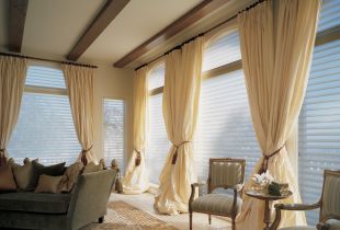 We create a cozy interior: how to hang curtains