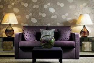 Memilih kertas dinding untuk ruang tamu (54 gambar): warna bergaya dan kombinasi mereka
