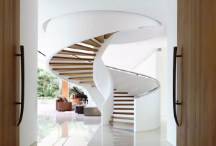 Original spiral staircases to the second floor in the interior (50 photos)