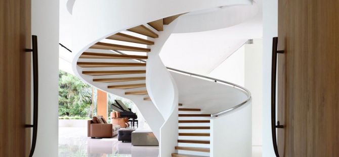 Original spiral staircases to the second floor in the interior (50 photos)