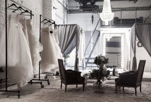 Petale Concept Wedding Salon di bekas kilang Spectrum