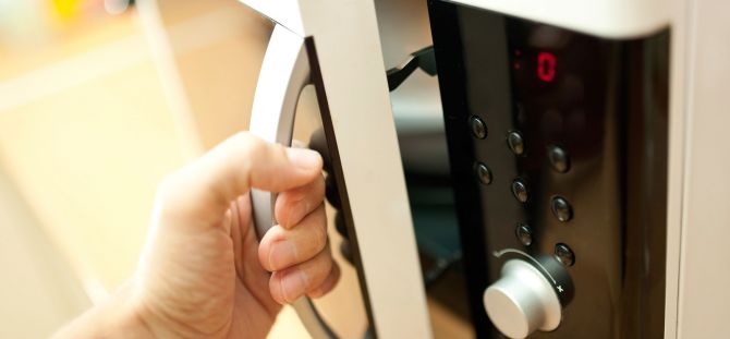 Choosing a microwave for the home: what to look for