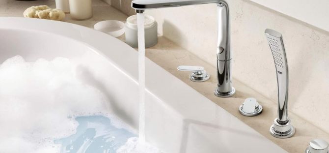 The mixer with a long spout for a bath - a universal device for comfortable water procedures (21 photos)