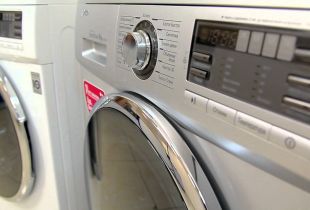 Cara memasang dan meletakkan mesin basuh di sebuah apartmen