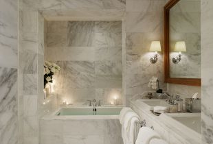 The interior of the bathroom with marble tiles (20 photos)