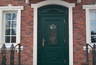 How to choose the front door: experts advise