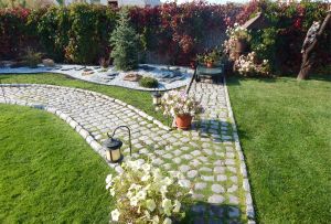 Paving stones: daily comfort (23 photos)