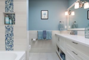 Lukisan dinding di bilik mandi (50 foto): ciri dan warna yang indah