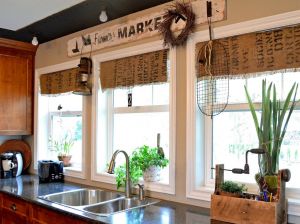 Window decoration in the kitchen: interesting ideas (21 photos)