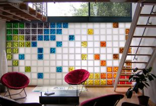 Glass blocks in the interior (21 photos): zoning and room decor