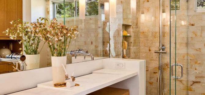 Corner shower: advantages and disadvantages (23 photos)