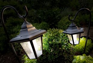 Street lamps for a summer residence: types and features (23 photos)