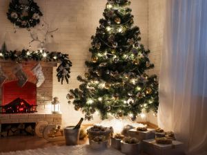 Fireplaces from the boxes: beautiful decor for the New Year holidays with their own hands (51 photos)