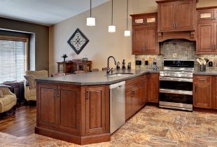 What cabinets are better to install in the kitchen? (20 photos)