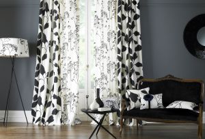 Черно-бели завеси в модерен интериор (21 снимки)