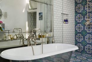 Bathroom faucets: design features and main advantages (23 photos)