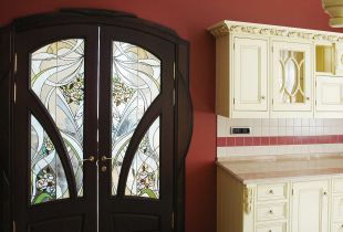 Pintu Art Nouveau: keanggunan moden (22 foto)
