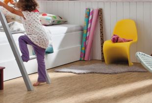 Soft floor in the children's room - safety of the first steps (25 photos)