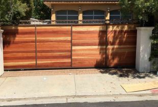 Types of gates for a garage and a private house