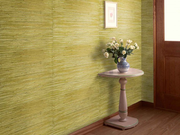 Bamboo wallpaper in the hallway