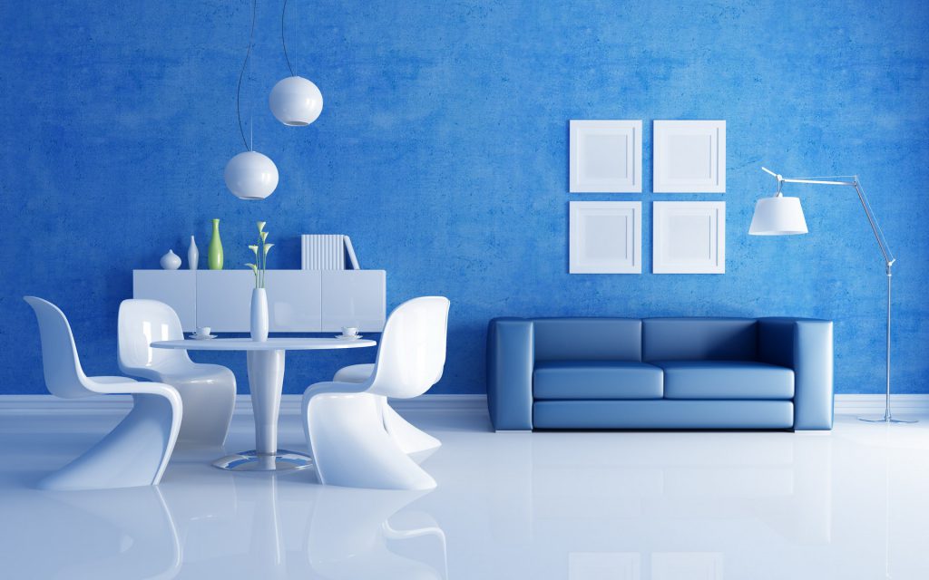 Warna putih, biru dan biru di pedalaman ruang tamu