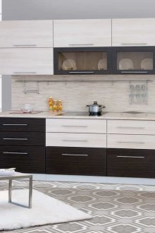 Венге и бежова кухня