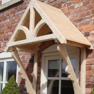 Sofa musim bunga di pedalaman rumah