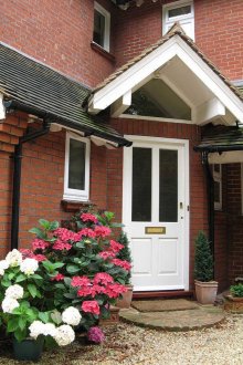 Beautiful visor made of wood and tiles