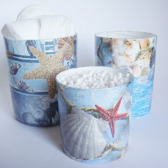 Decoupage of tanks for a bathroom