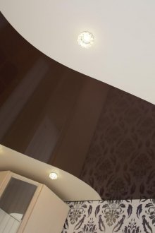 Комбиниран таван на едно ниво