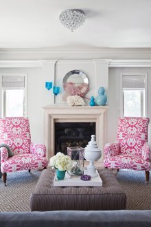 Розови и бели фотьойли