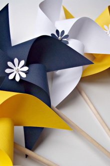 Малки мелници за украса на празника