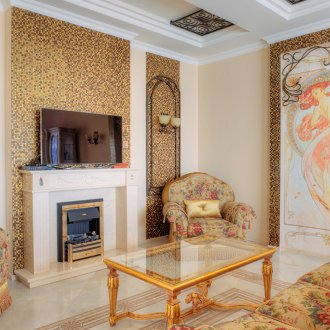 Стенни лампи в стил Арт Нуво в хола