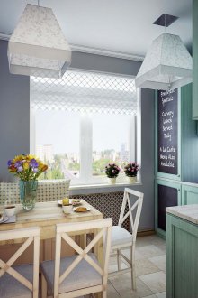 Модерна малка кухня в стила на Прованс