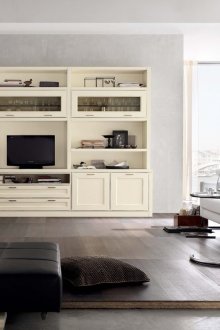 Бяло, кремаво и кафяво цветове в интериора на модерен хол