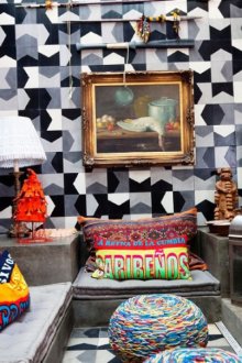 Необичаен интериор на апартамента в стил кич