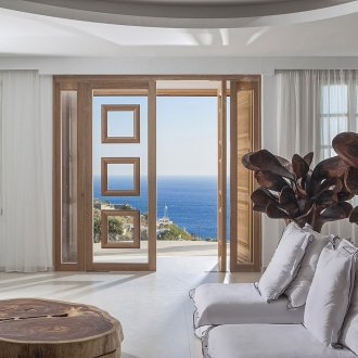 거실 내부의 그리스 스타일