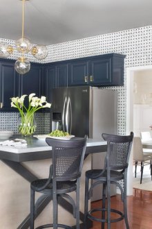 Полилей с нюанси в интериора на кухнята