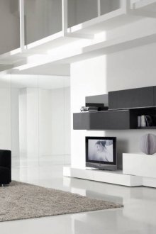 Черно-бяла всекидневна със стена