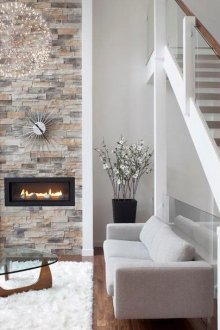 Еко хол с стълби