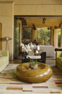 Дневна в частна къща в африкански стил